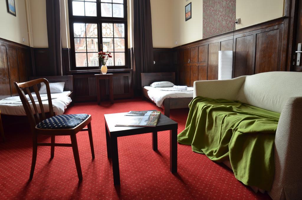 The One Hostel Wroclaw Room photo